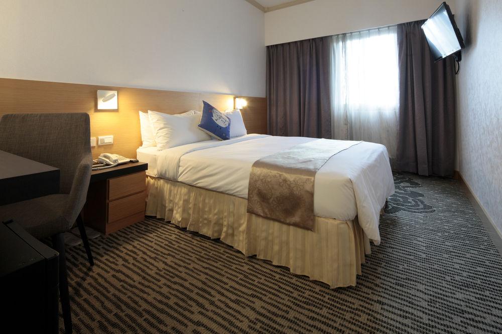 Lincoln Hotel Tainan Luaran gambar