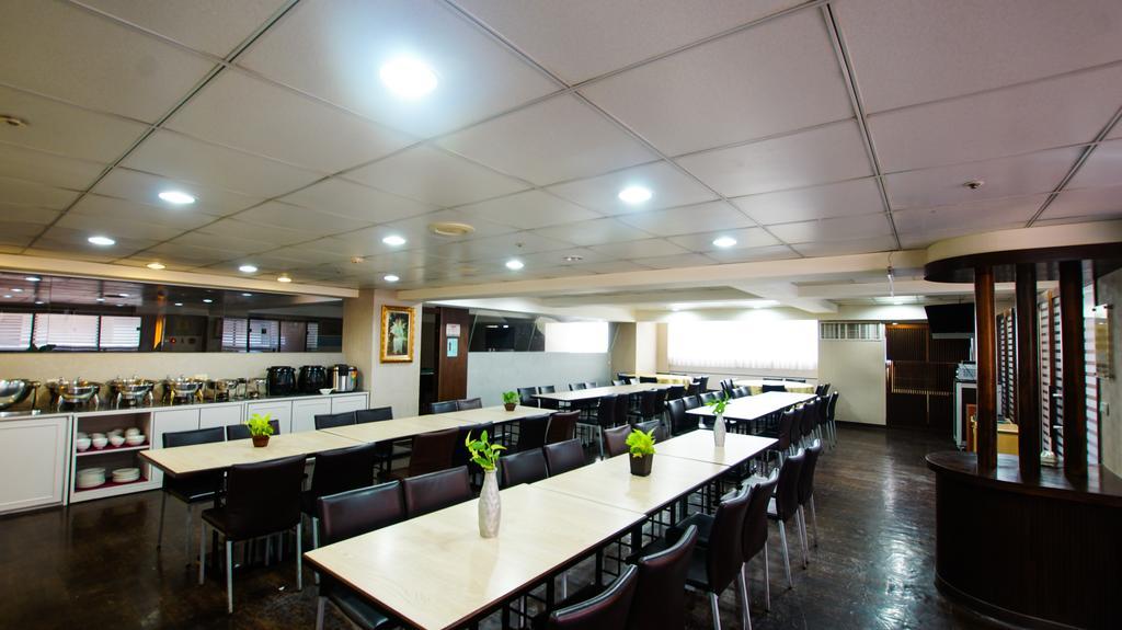 Lincoln Hotel Tainan Luaran gambar