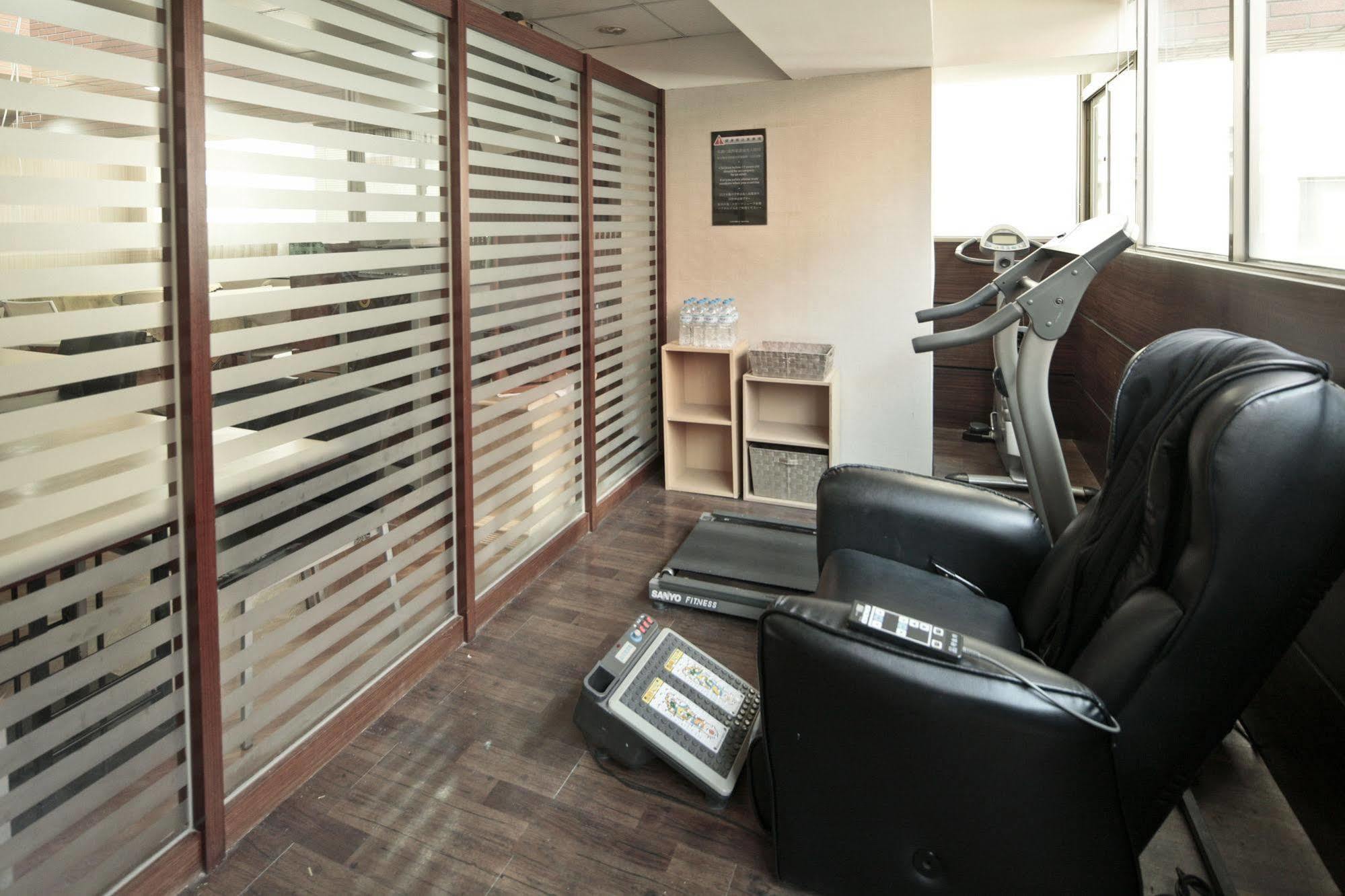 Lincoln Hotel Tainan Luaran gambar