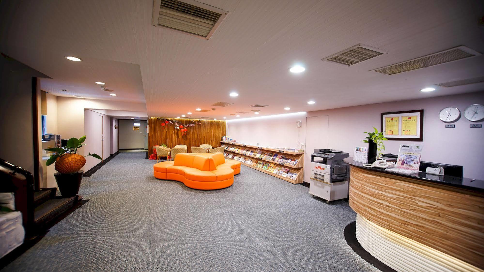 Lincoln Hotel Tainan Luaran gambar